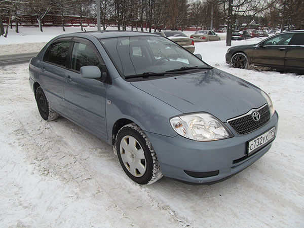 Toyota Corolla 2004 г
