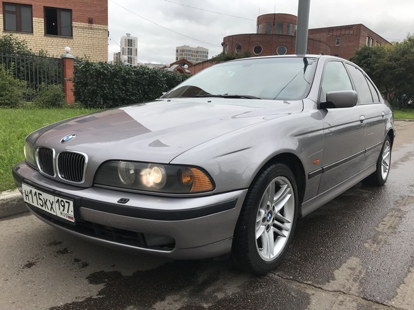 BMW 523I 2.5 